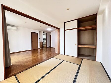ゴミ置き場になります。