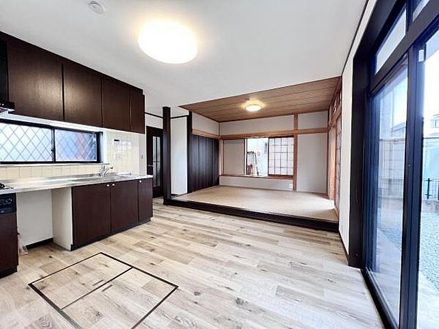 リビング/ダイニング 八王子市丸山町