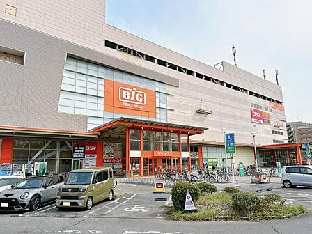 ザ・ビッグ昭島店まで約640m(徒歩8分)