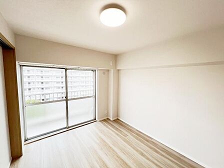 寝室にもご利用いただける居室スペースです。