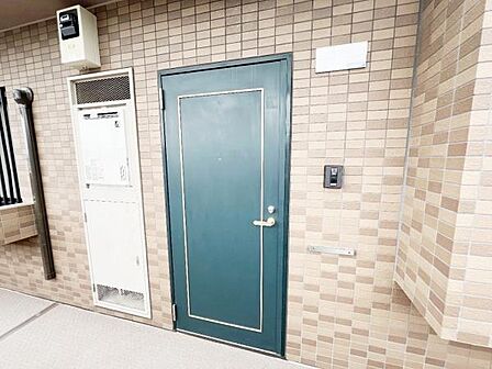 いつも気持ちよくご家族を迎えられる玄関です。