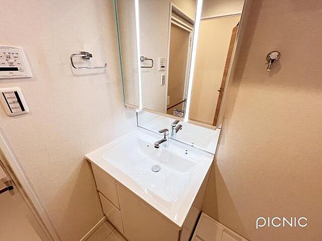 洗面 ライオンズマンション調布　C棟 3階/-