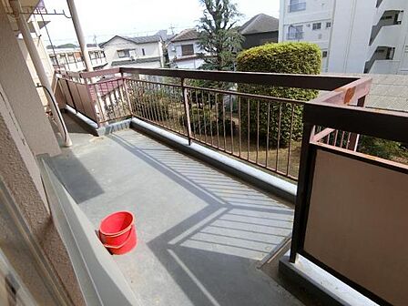 お洗濯ものを気持ち良く太陽の光で干せるのが嬉しいですね。