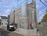 外観：前面道路を含めた現地写真です。