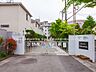 周辺：草加市立両新田中学校まで約350m（徒歩5分）