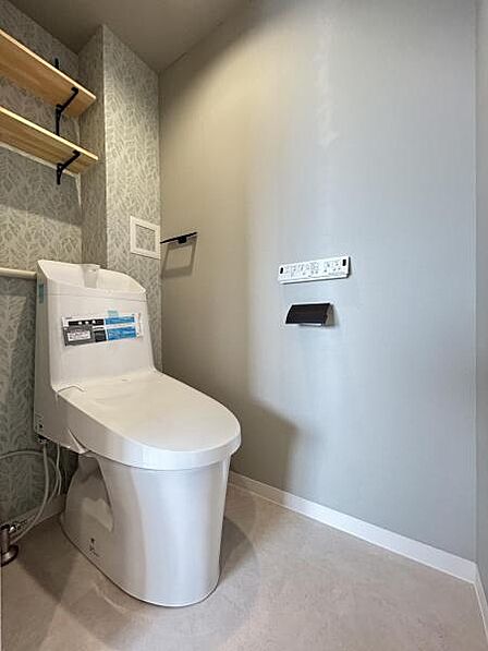 ほっと安らげるトイレ空間です。