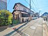 外観：前面道路を含めた現地写真です。