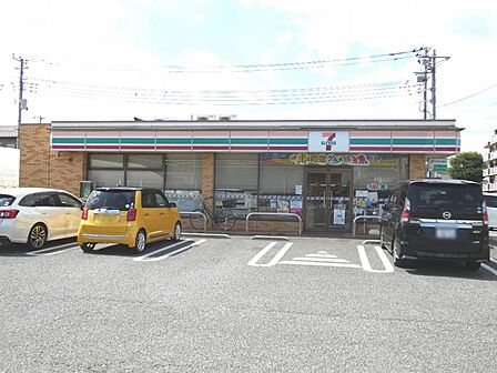 セブン-イレブン 大井町東久保店まで約1170m(徒歩15分)