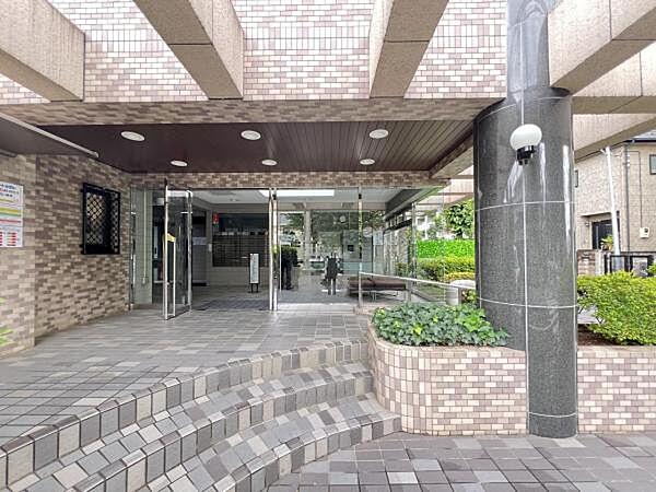 エントランスを拡大表示