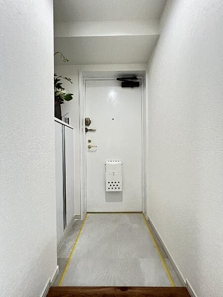 玄関を拡大表示