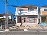 外観：前面道路を含めた現地写真です。