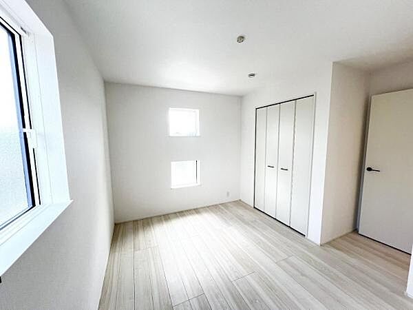 洋室を拡大表示
