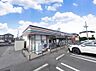周辺：セブン-イレブン 河内下岡本店まで約40m（徒歩1分）