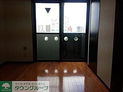 バース 402 4階2Kのリビング/ダイニング