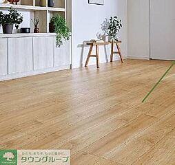 ティーグル足立島根 3階1Kのリビング/ダイニング