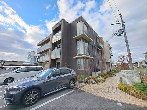 奈良県天理市中町(賃貸マンション2LDK・3階・64.88㎡)の写真 その1