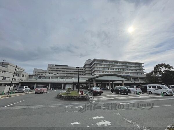 奈良県立医科大学附属病院まで1700メートル