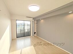 JR奈良線 奈良駅 徒歩11分の賃貸アパート 3階1Kのリビング/ダイニング