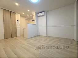 近鉄橿原線 九条駅 徒歩3分の賃貸アパート 2階1LDKのリビング/ダイニング