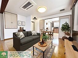 東急大井町線 自由が丘駅 バス9分 エーダンモール深沢下車 徒歩3分の賃貸マンション 2階1LDKのリビング/ダイニング