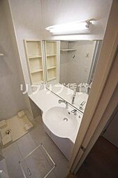 J-room