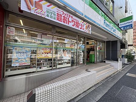 ファミリーマート新宿新小川町店 徒歩4分 250m