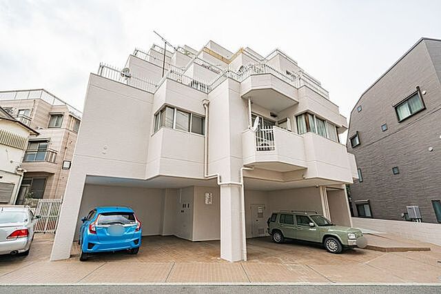 外観 余丁町サンハイツ 1階/-