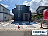 駐車場：駐車は、敷地東側に並列で2台可能となっております。