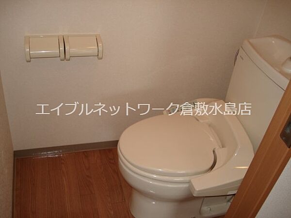 画像8:シャワー付トイレ