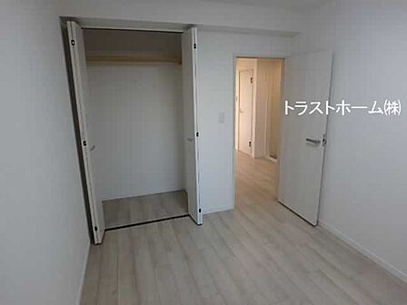 洋室5.3帖