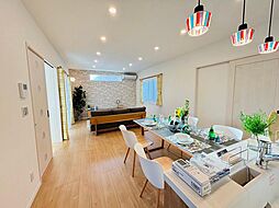 リビング/ダイニングの画像