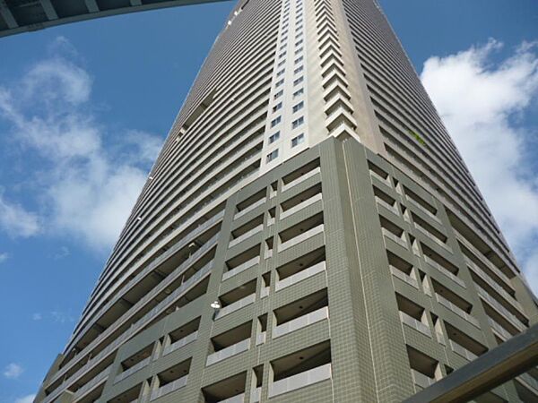 東京都港区海岸１丁目(賃貸マンション2LDK・34階・89.22㎡)の写真 その1