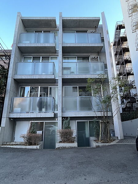 東京都港区赤坂６丁目(賃貸マンション1DK・1階・37.34㎡)の写真 その1