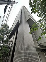 東京都新宿区市谷本村町2-16（賃貸マンション1DK・2階・33.76㎡） その1