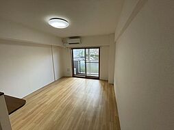 東京メトロ有楽町線 市ケ谷駅 徒歩2分の賃貸マンション 4階ワンルームのリビング/ダイニング