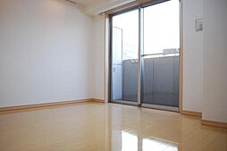 都営浅草線 新橋駅 徒歩2分の賃貸マンション 4階1Kのリビング/ダイニング