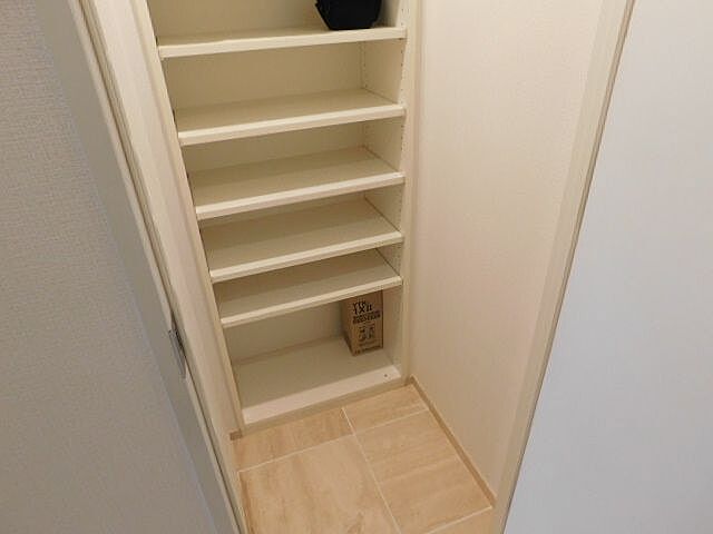 収納