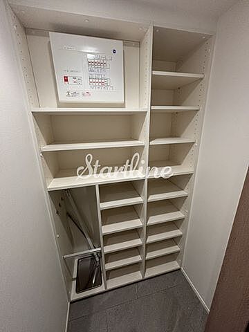 収納