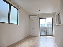 JR鹿児島本線 川内駅 徒歩12分の賃貸アパート 2階2LDKのリビング/ダイニング