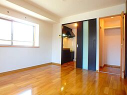 鹿児島市電1系統 脇田駅 徒歩3分の賃貸マンション 1階1Kのリビング/ダイニング