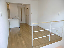 鹿児島市電1系統 南鹿児島駅前駅 徒歩2分の賃貸マンション 1階ワンルームのリビング/ダイニング