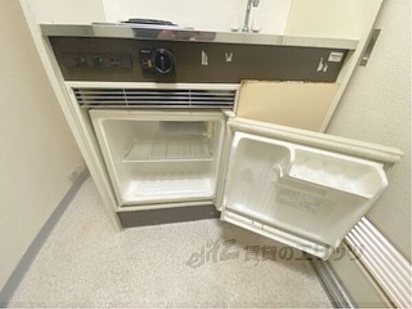 画像19:小型冷蔵庫