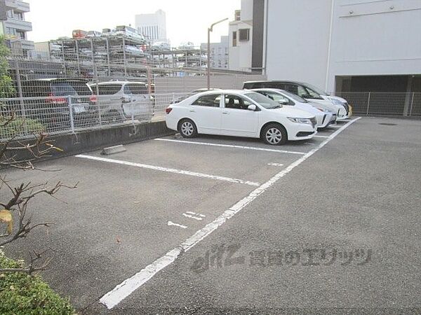 画像23:駐車場