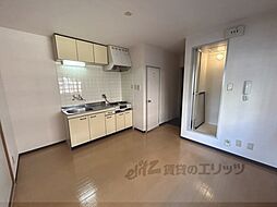 JR片町線(学研都市線) 津田駅 徒歩2分の賃貸マンション 3階2DKのリビング/ダイニング