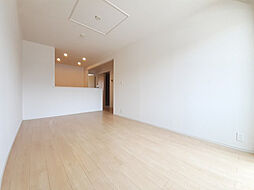 エル　カミノ 1階1LDKのリビング/ダイニング