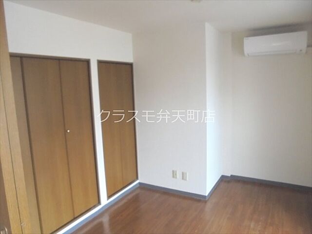 寝室