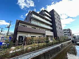 La Douceur西宮北口  ｜ 兵庫県西宮市大屋町（賃貸マンション2LDK・7階・68.96㎡） その1