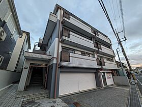 グリーンホーム  ｜ 兵庫県伊丹市瑞穂町４丁目（賃貸マンション1LDK・2階・42.00㎡） その1