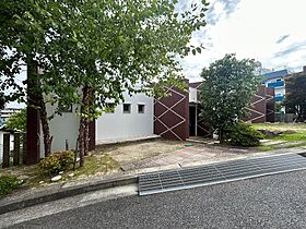 西宮サニーヒルズ  ｜ 兵庫県西宮市甲陽園西山町（賃貸一戸建1LDK・--・127.71㎡） その1