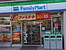 周辺：ファミリーマート 阪神岩屋駅前店（387m）